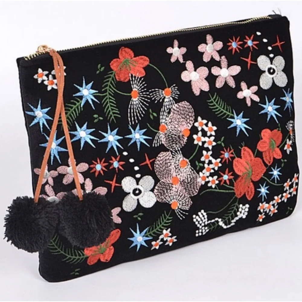 1 LEFT! Embroidered Velvet Clutch - Picture 4 of 7